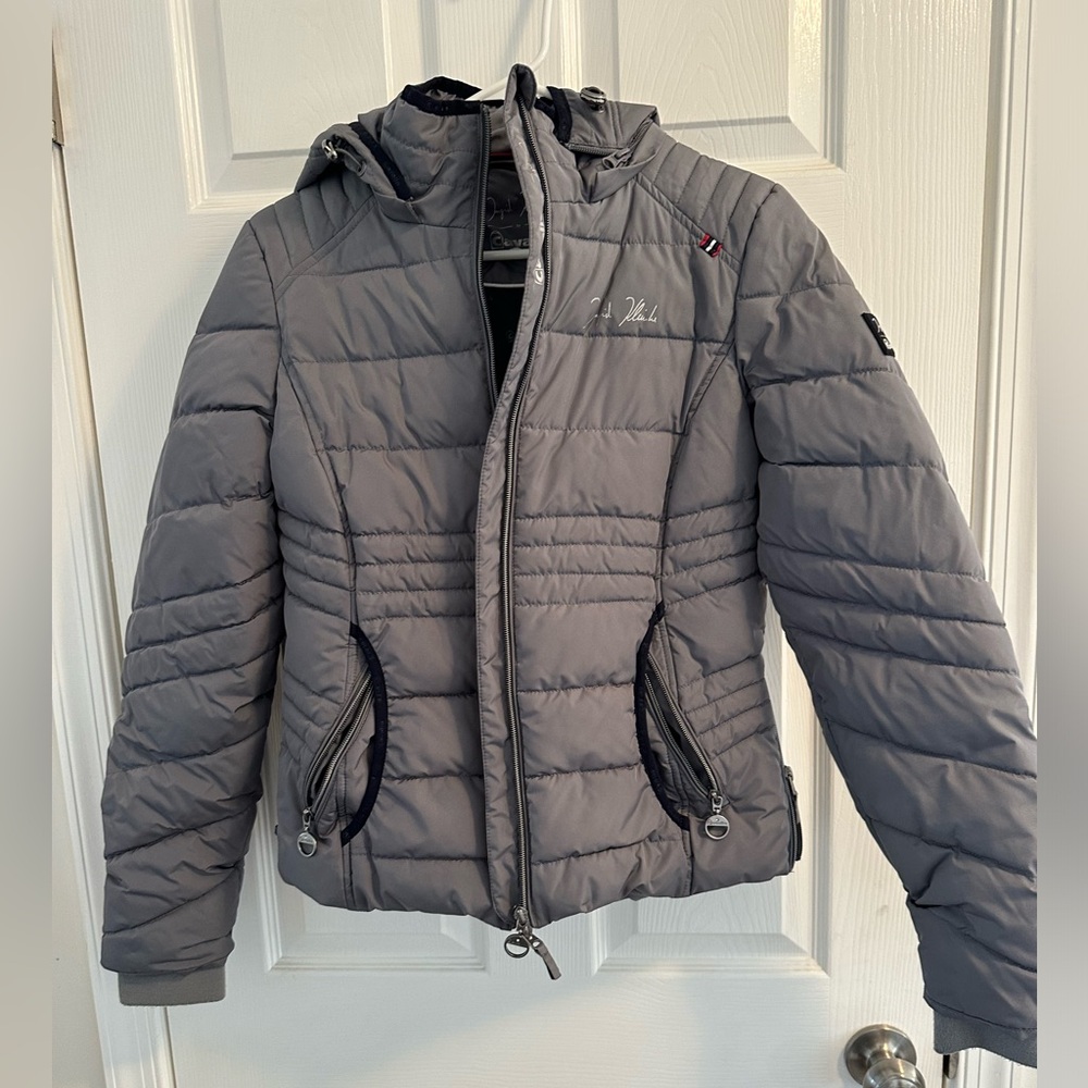 Women’s Gray Quilted Hooded Jacket